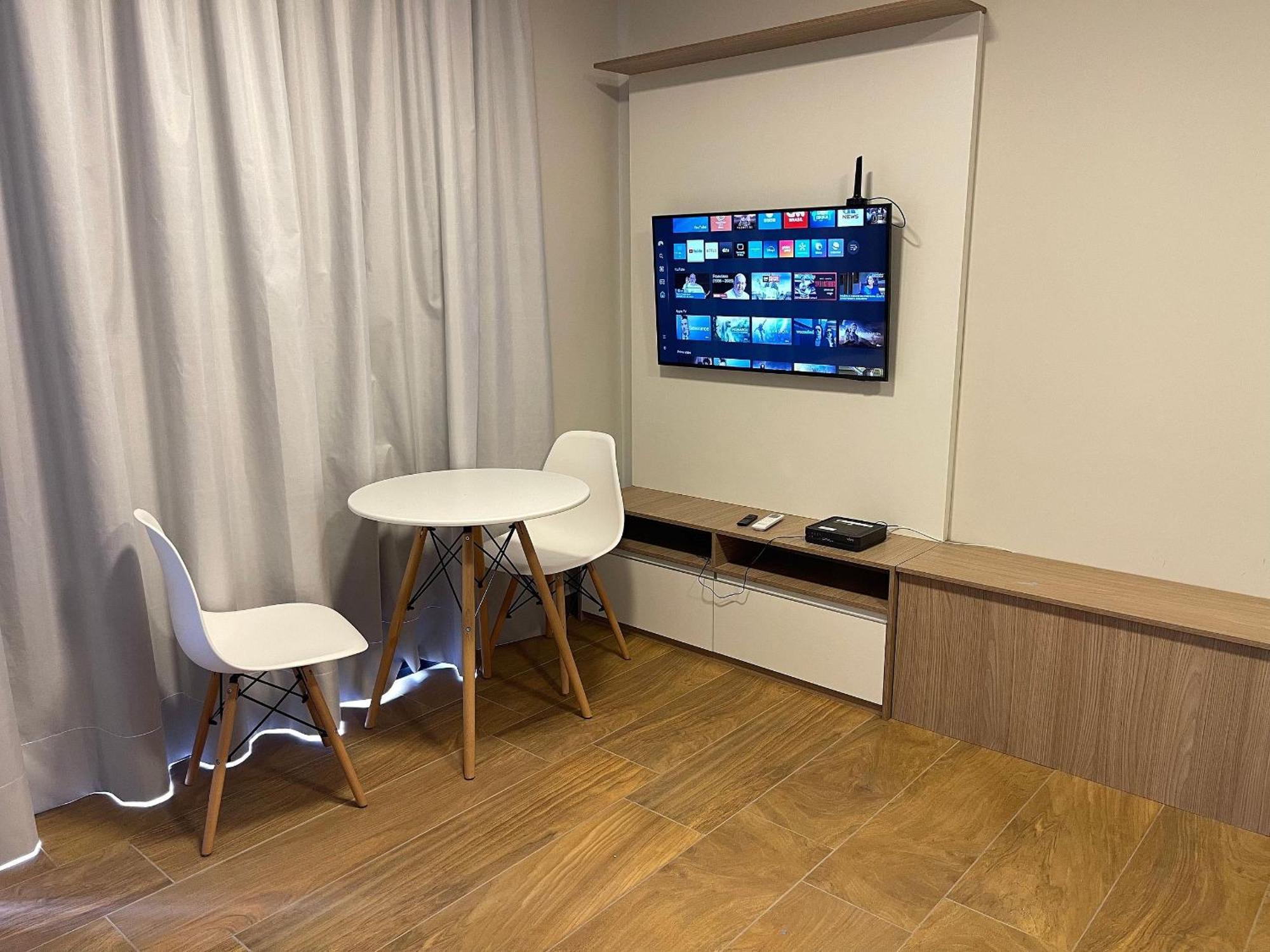 Elegance Anhembi Apartamento *
